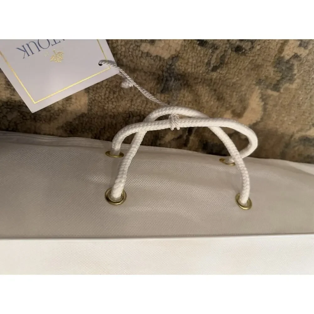 Matouk MONTREUX STANDARD Duck Down Chalet PILLOW Medium NWT $500